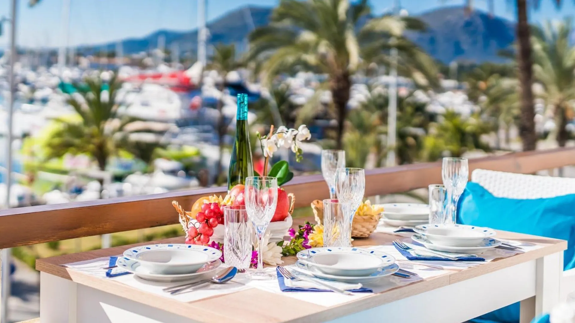 Apartment For 4, With Sea Views Alcúdia Spanje